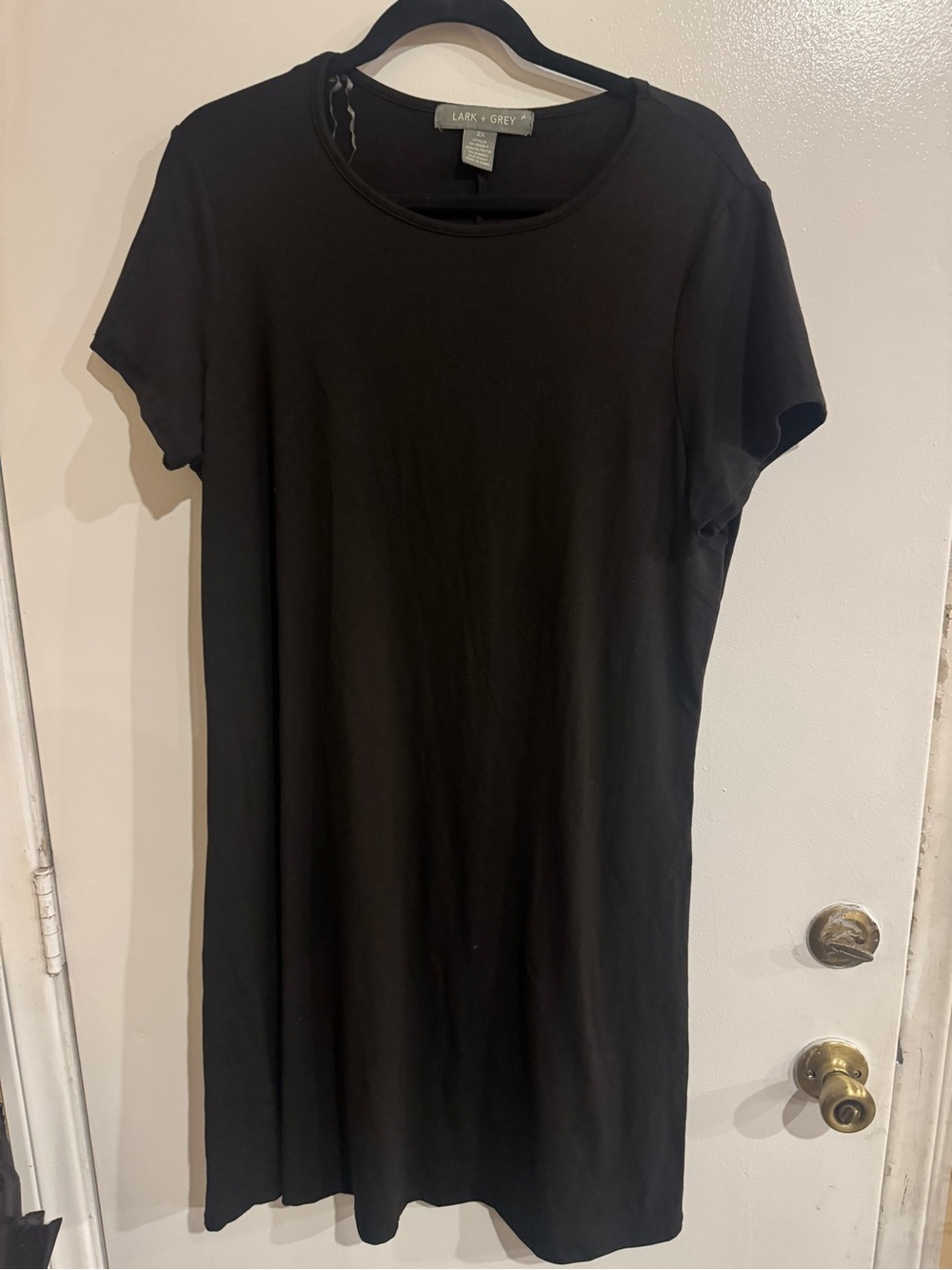 Lark & Grey Black Short Sleeve Shift Dress